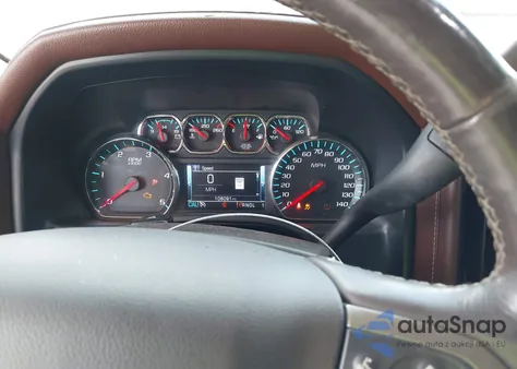 2018 Chevrolet Silverado 2500Hd High Country z USA, uszkodzony, nr VIN 1GC1KXEY2JF201855